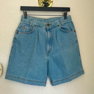 Chic Vintage High Waisted Mom Jean Shorts